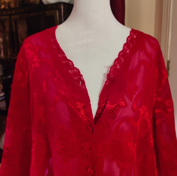 Vintage 1980's Victoria's Secret Gold Label Ruby Red Button Up Lace Robe - Picture 4 of 4